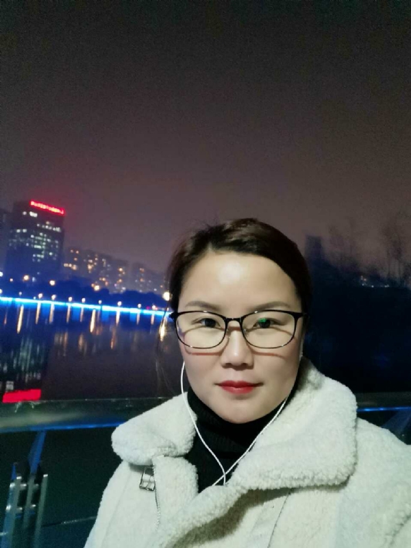 小英的第一张照片--洛阳相亲服务中心