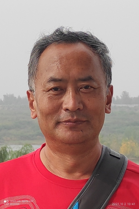 与你同行的第一张照片--洛阳相亲服务中心