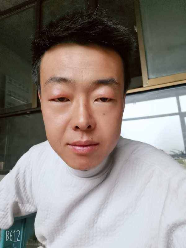缺爱80后的第一张照片--洛阳相亲服务中心