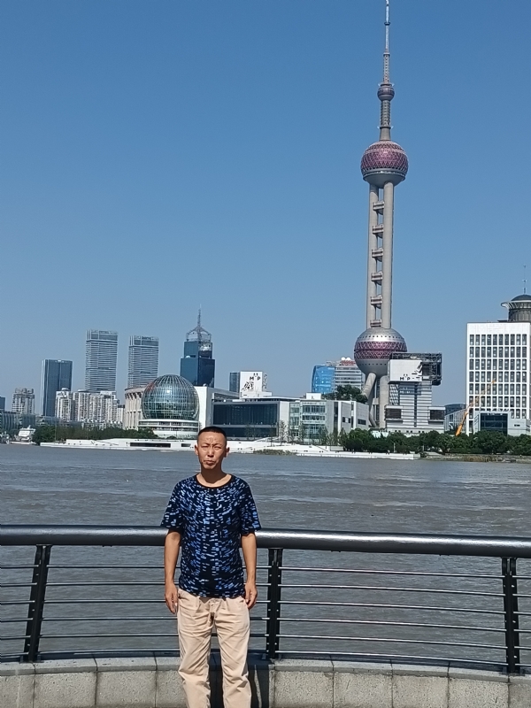 伪装浪漫的第一张照片--洛阳相亲服务中心