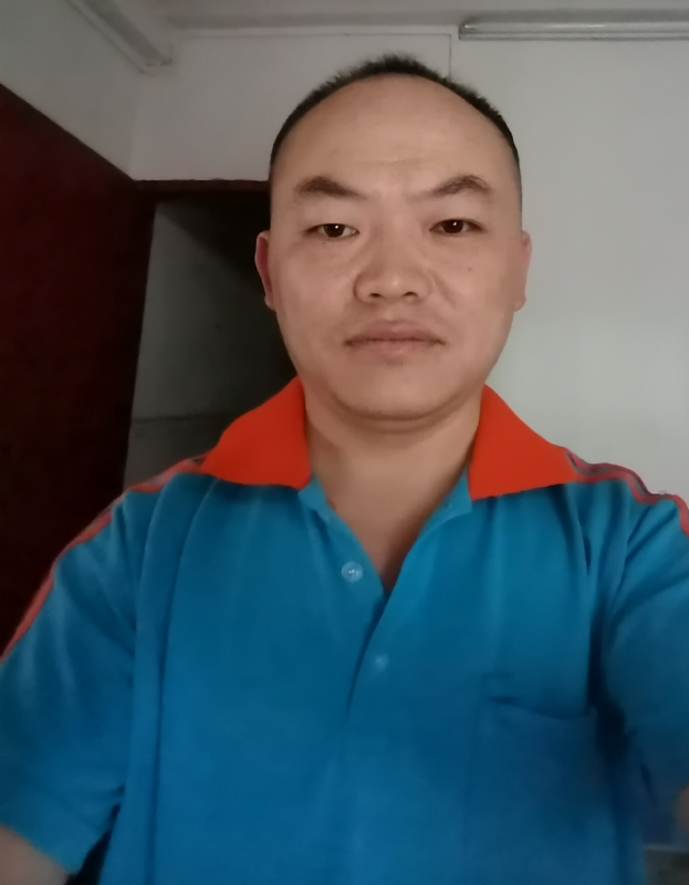 与子携老的第七张照片--洛阳相亲服务中心