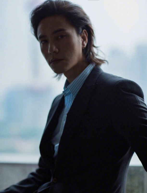 李嘉廷的第三张照片--洛阳相亲服务中心