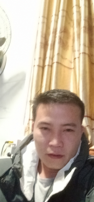 一个人的烟火的第一张照片--洛阳相亲服务中心
