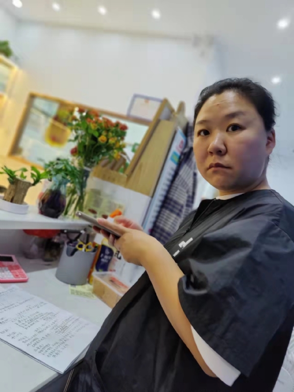 东北小野花的第一张照片--洛阳相亲服务中心