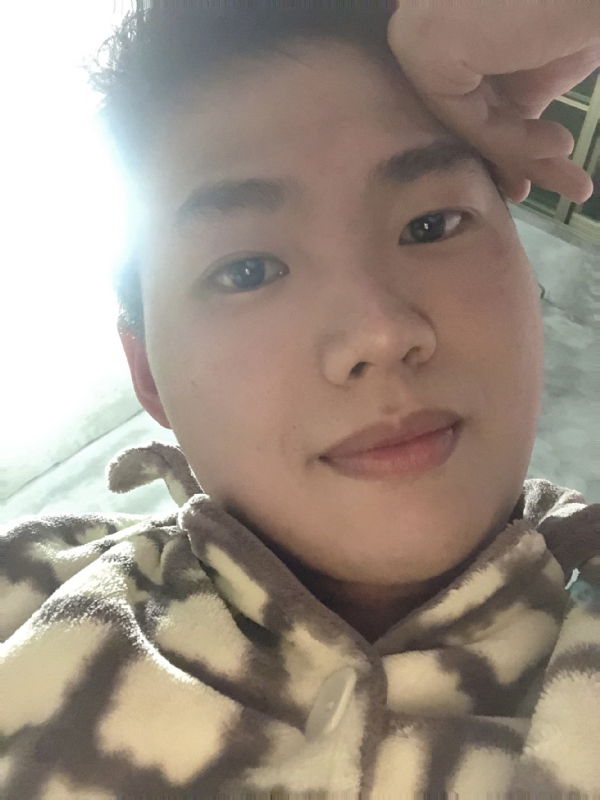 她的第四张照片--洛阳相亲服务中心