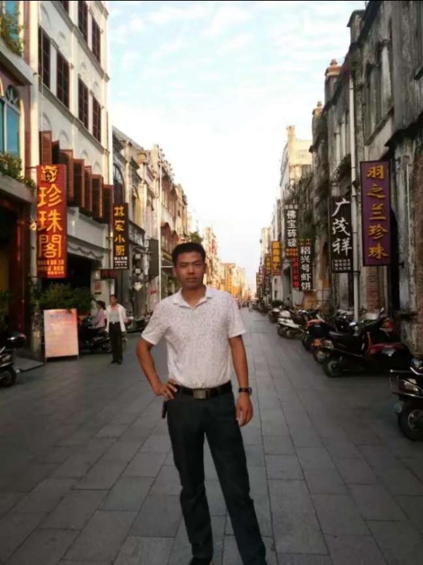 爱生活爱健康的第一张照片--洛阳相亲服务中心
