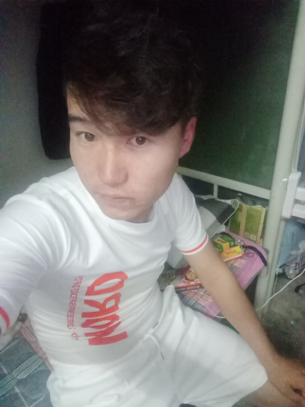 再回首的第一张照片--洛阳相亲服务中心