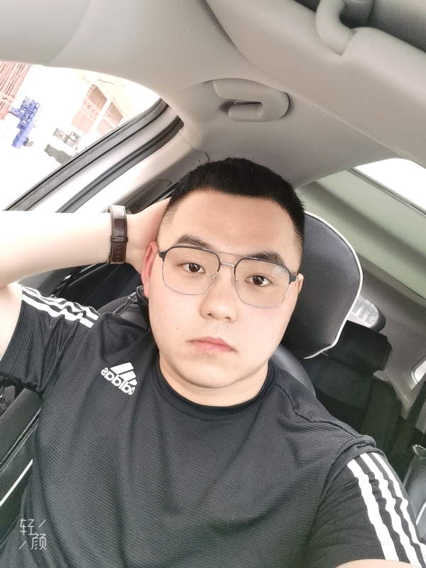 海阔天空的第一张照片--洛阳相亲服务中心