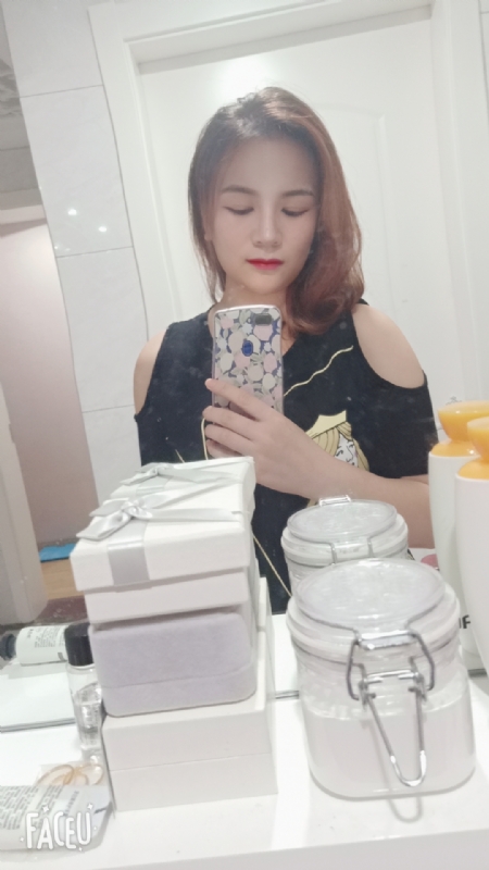 刘莲酥的第四张照片--洛阳相亲服务中心