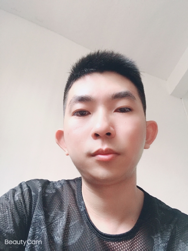 诚恳的第一张照片--洛阳相亲服务中心