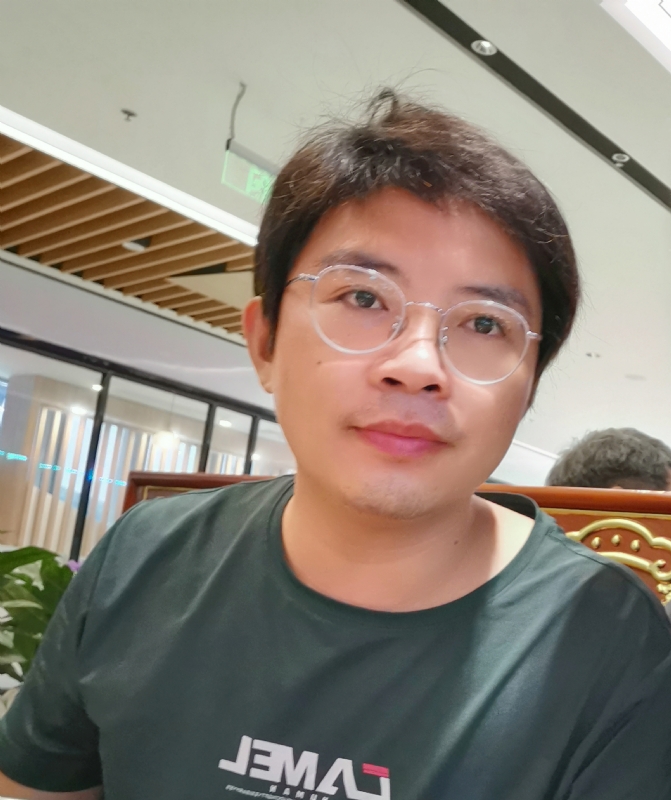 陆迅的第三张照片--洛阳相亲服务中心