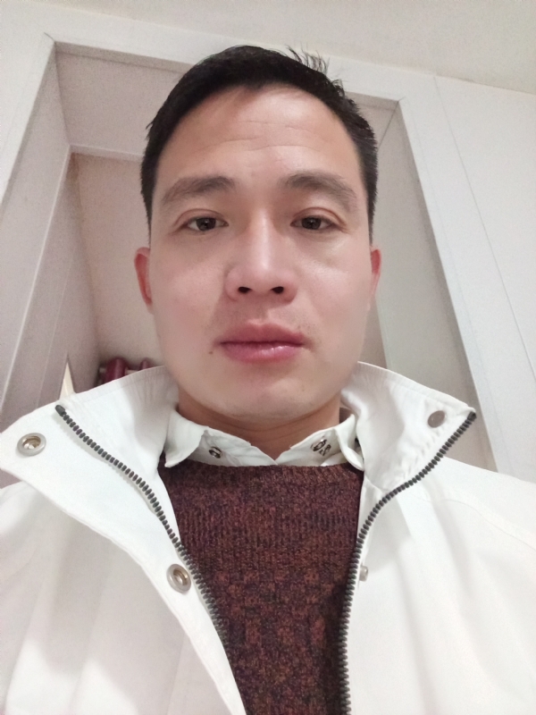 忧伤还是快乐的第一张照片--洛阳相亲服务中心