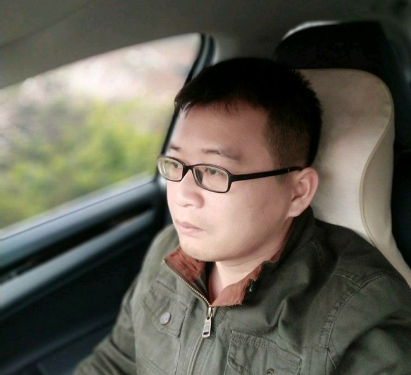 海风吹动你的心的第一张照片--洛阳相亲服务中心