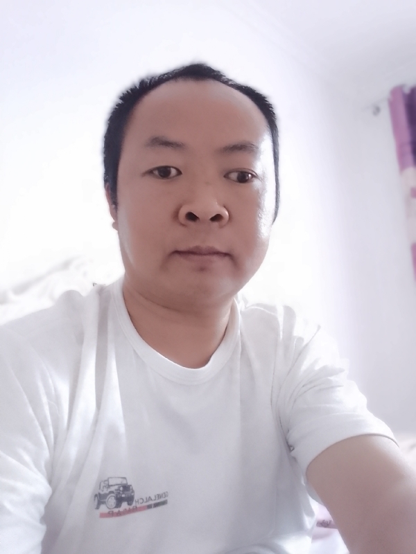张家小伙子的第四张照片--洛阳相亲服务中心