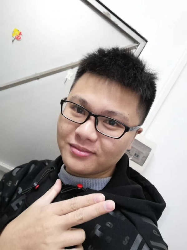 小小梦执的第一张照片--洛阳相亲服务中心