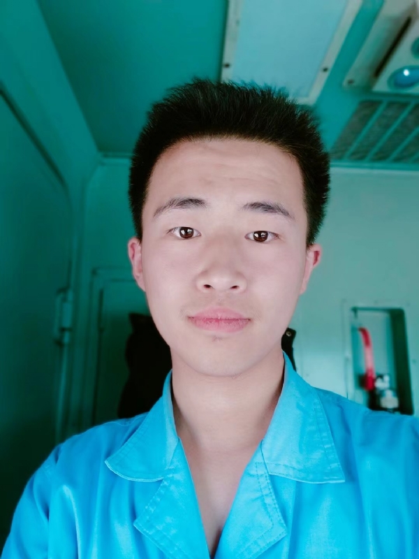 生而为人的第二张照片--洛阳相亲服务中心