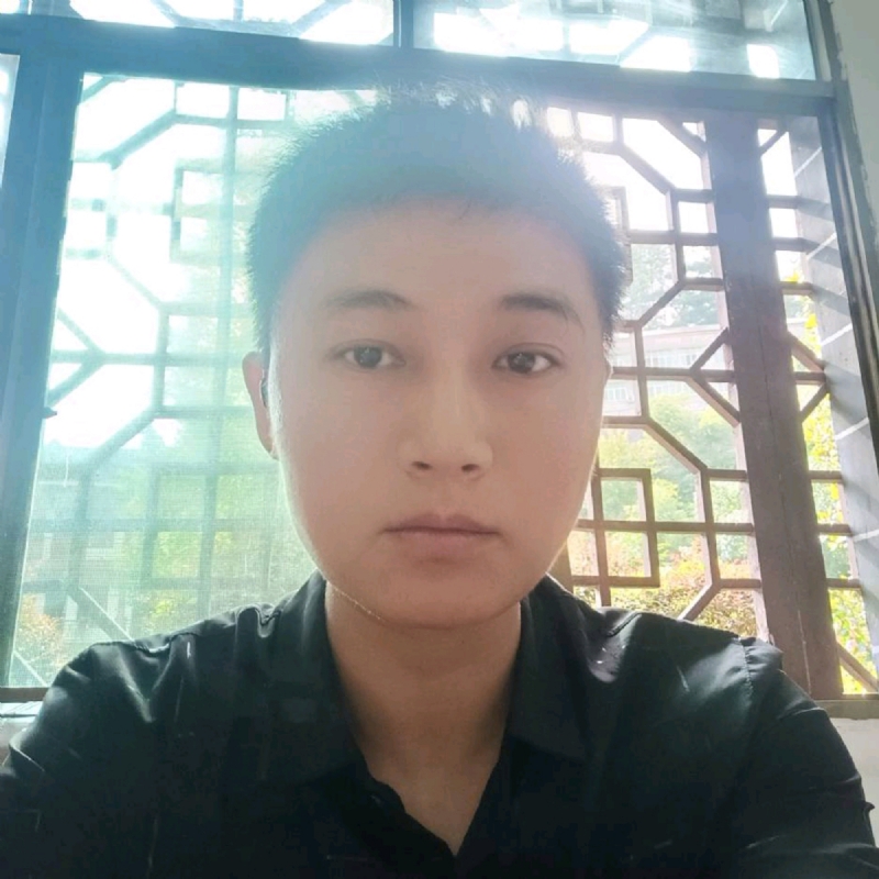 枫叶的第一张照片--洛阳相亲服务中心