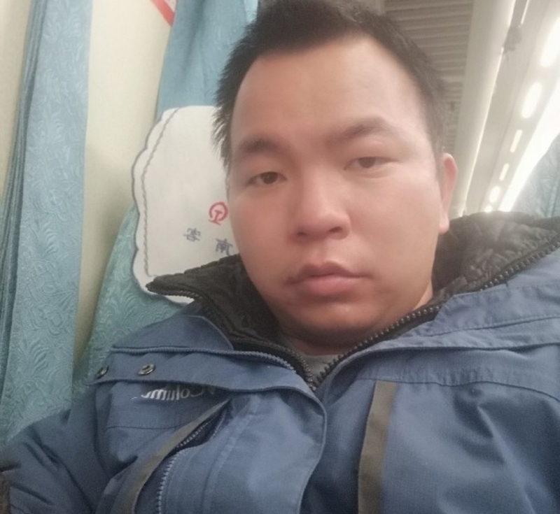 淡定的第一张照片--洛阳相亲服务中心