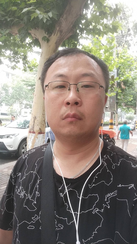 飘逸的星辰的第一张照片--洛阳相亲服务中心