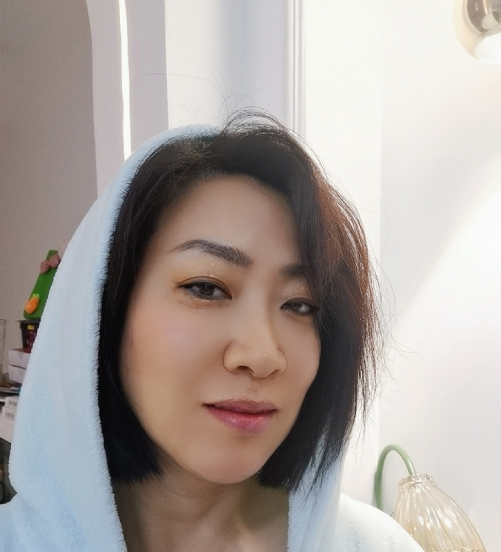火玫瑰的第一张照片--洛阳相亲服务中心