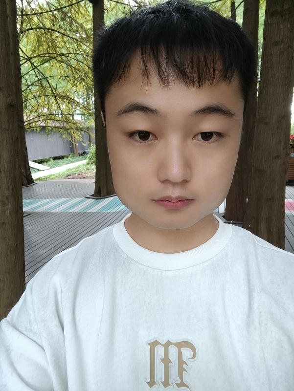 故人似的第一张照片--洛阳相亲服务中心