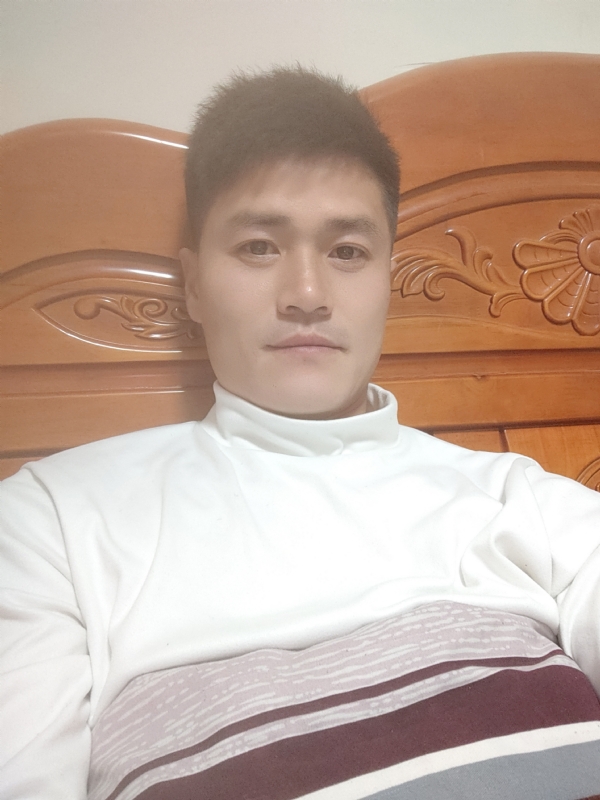 网球罗的第四张照片--洛阳相亲服务中心