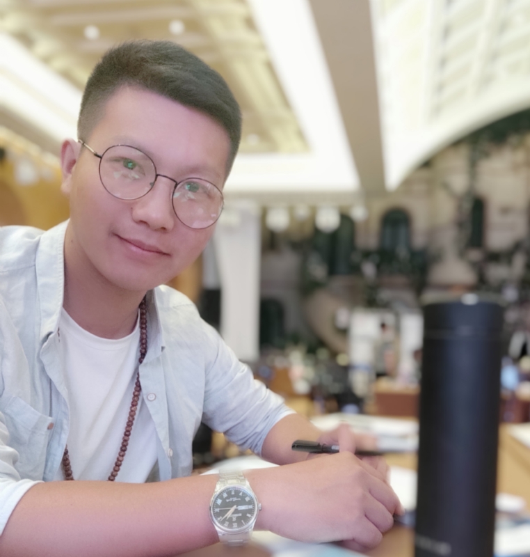 黄先生的第一张照片--洛阳相亲服务中心