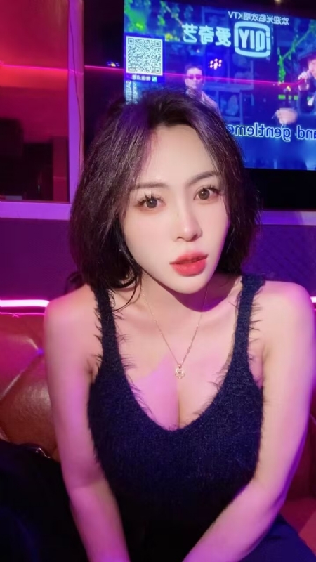 素素可月的第一张照片--洛阳相亲服务中心