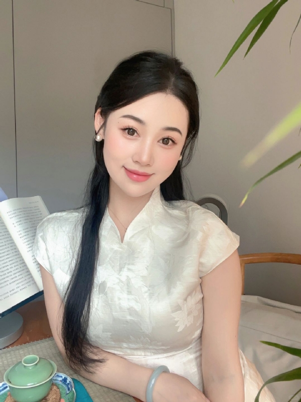 小慧的第一张照片--洛阳相亲服务中心