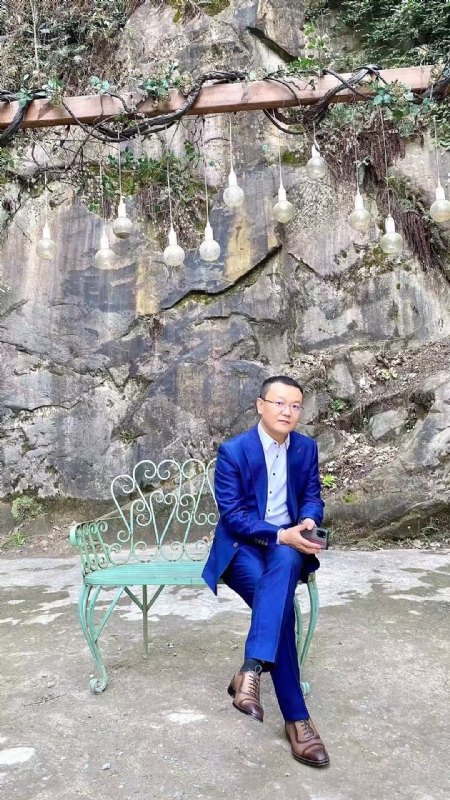 dikson的第一张照片--洛阳相亲服务中心