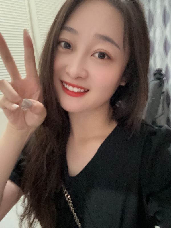 草莓的第一张照片--洛阳相亲服务中心