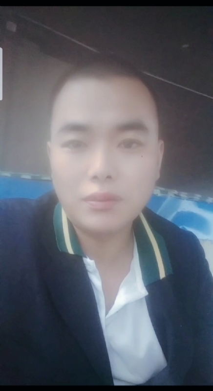 阳光男孩的第一张照片--洛阳相亲服务中心