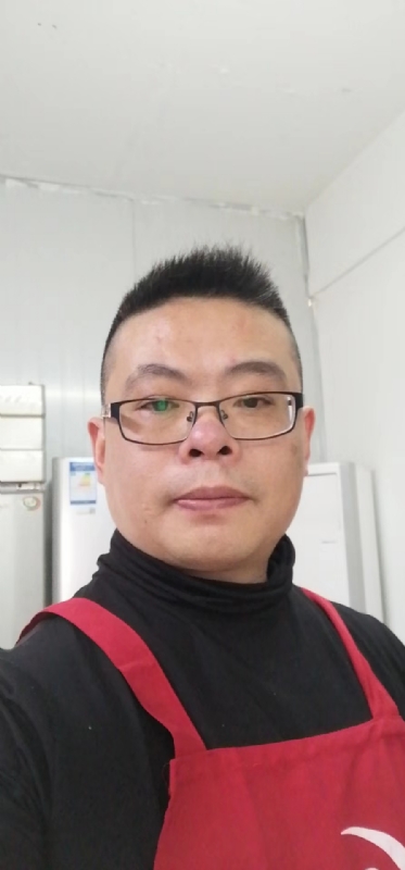 努力奋斗的第一张照片--洛阳相亲服务中心