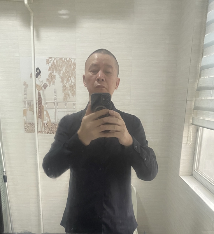 荣哥的第一张照片--洛阳相亲服务中心