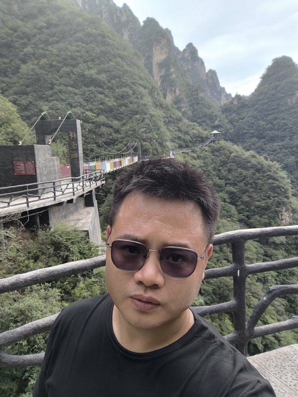 大海的第一张照片--洛阳相亲服务中心
