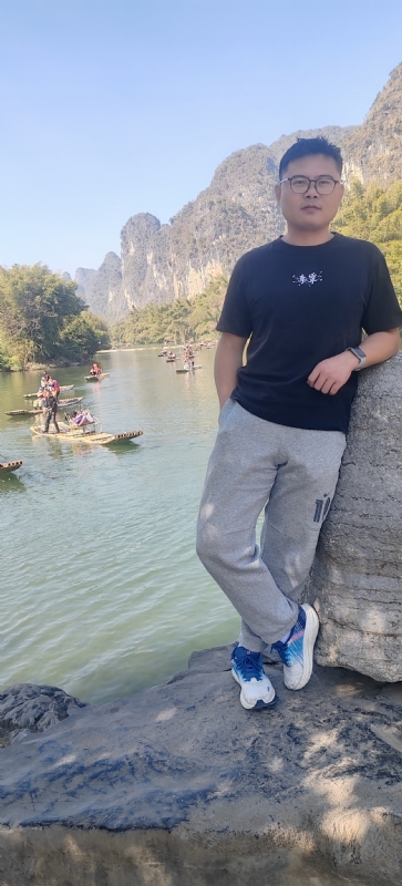 受过伤的狼的第二张照片--洛阳相亲服务中心