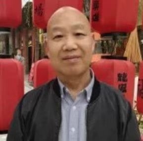 教师作家诗人的第一张照片--洛阳相亲服务中心