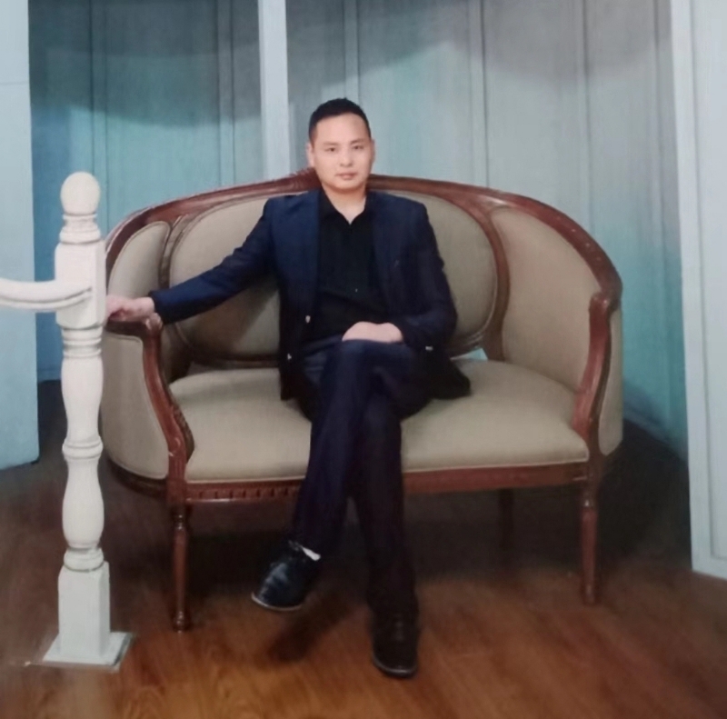 龙行天下的第二张照片--洛阳相亲服务中心
