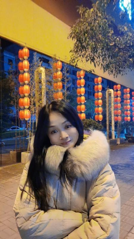 伊伊的第二张照片--洛阳相亲服务中心