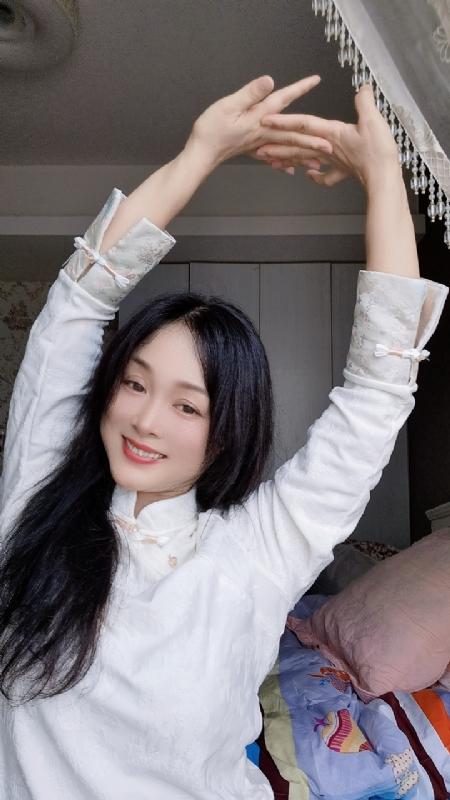 伊伊的第三张照片--洛阳相亲服务中心