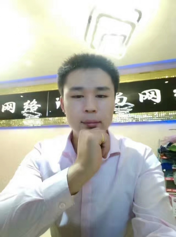 沉默寡言的第一张照片--洛阳相亲服务中心