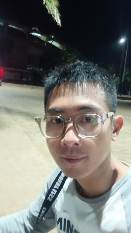 龙龙的第一张照片--洛阳相亲服务中心