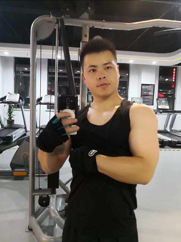 范迪塞尔的第二张照片--洛阳相亲服务中心