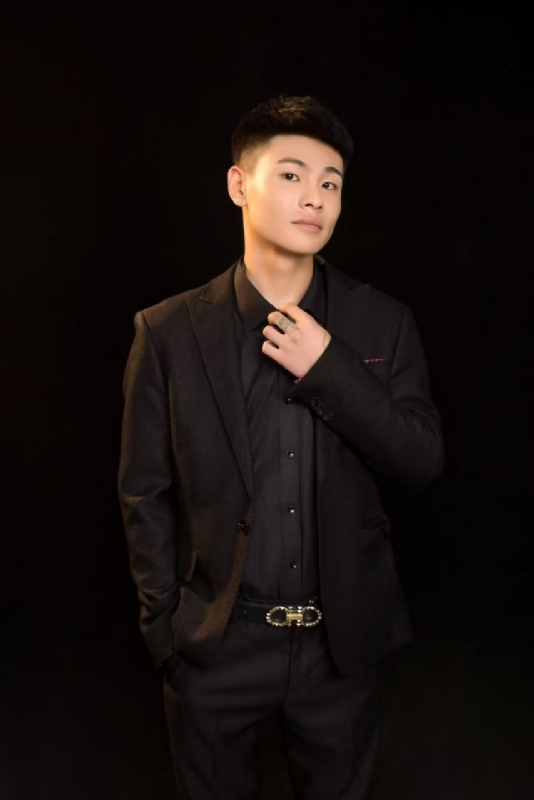 刘小船的第二张照片--洛阳相亲服务中心