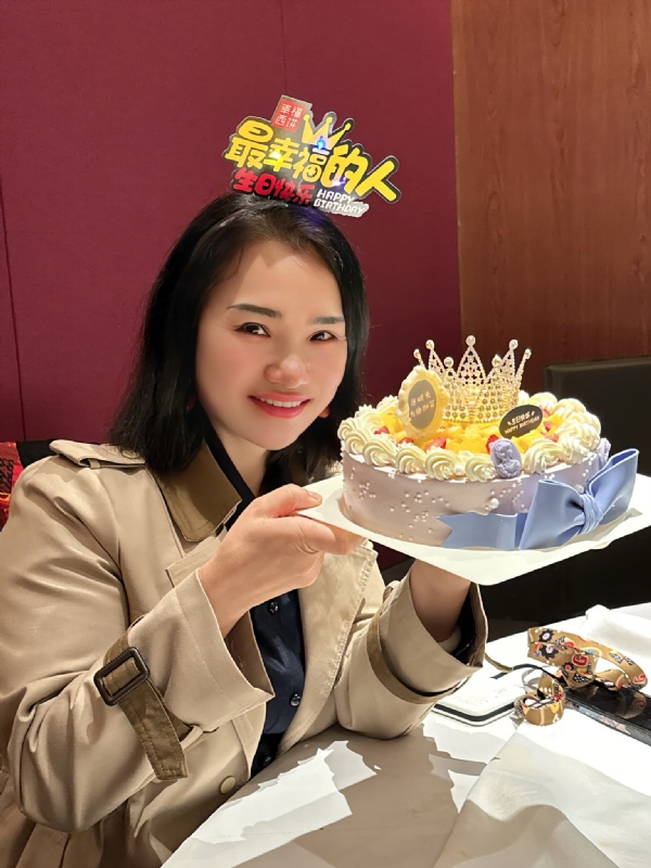 Apple的第一张照片--洛阳相亲服务中心
