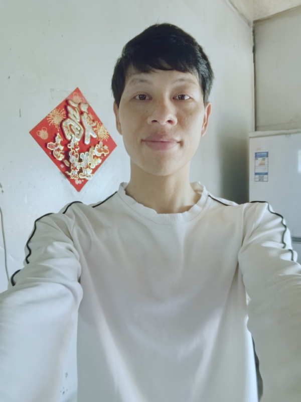 夏风微凉的第一张照片--洛阳相亲服务中心