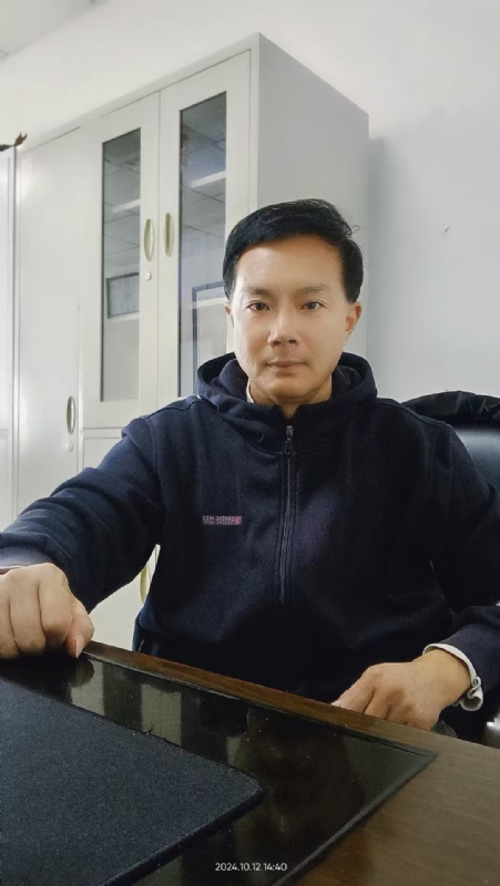 枫叶的第一张照片--洛阳相亲服务中心