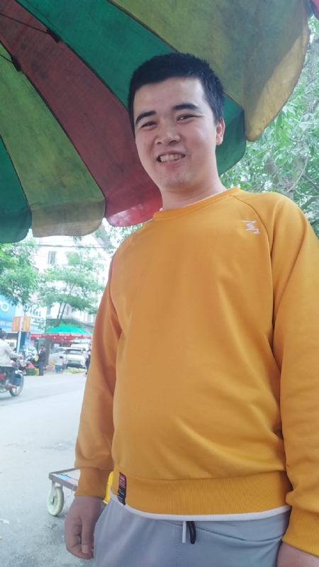 海中寻花柳的第一张照片--洛阳相亲服务中心