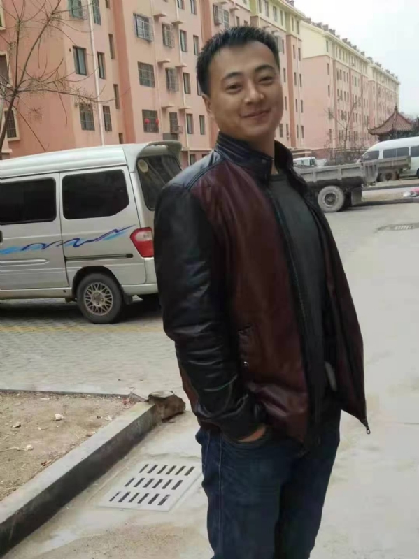 云淡风轻的第一张照片--洛阳相亲服务中心