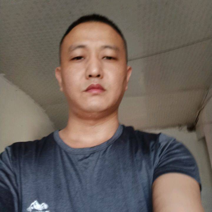 大庆小丁的第一张照片--洛阳相亲服务中心